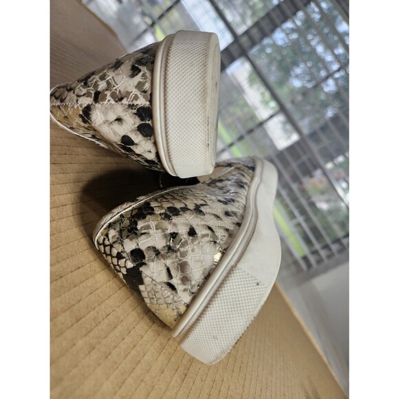 Time and True Memory Foam Round Toe Size 11 Slip On Women Shoes New - Picture 8 of 8